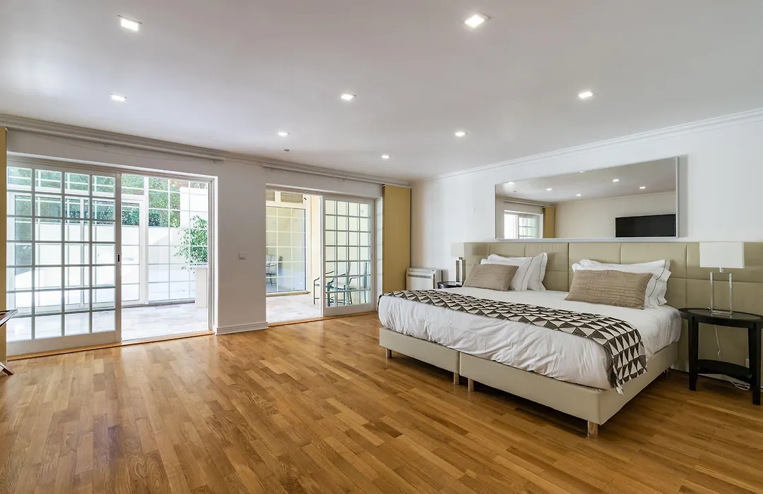Estoril Luxury Suites & Spa-1