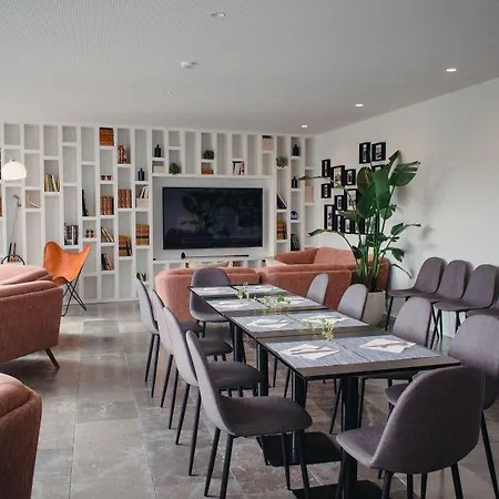 A House In Estoril - Adults Only-3
